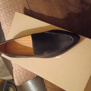 Madewell True black France skimmers 100% leather (Beige also available)